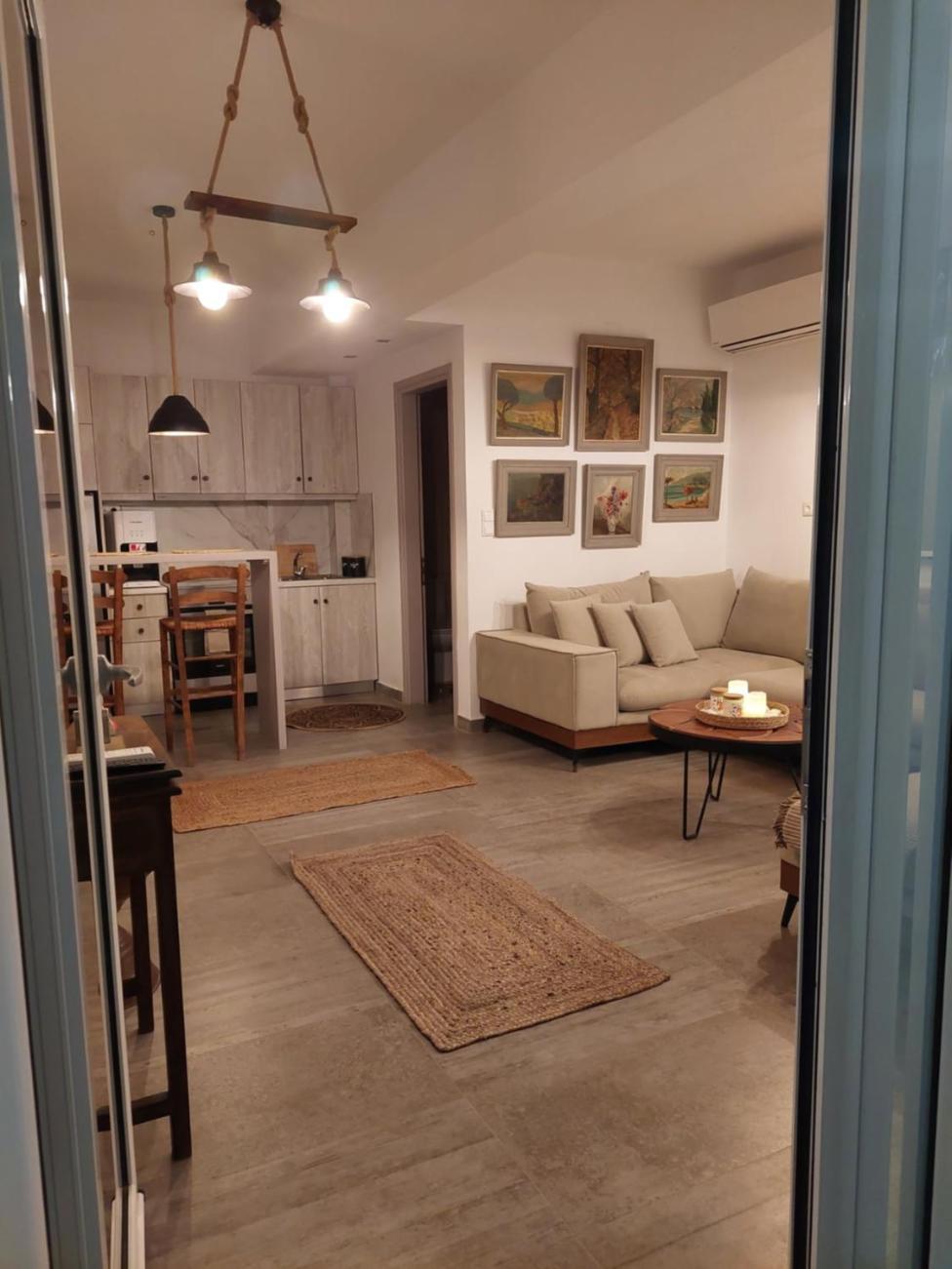 Maya Apartments, Modern And Convenient Apartments With Private Parking Skiáthos Eksteriør bilde
