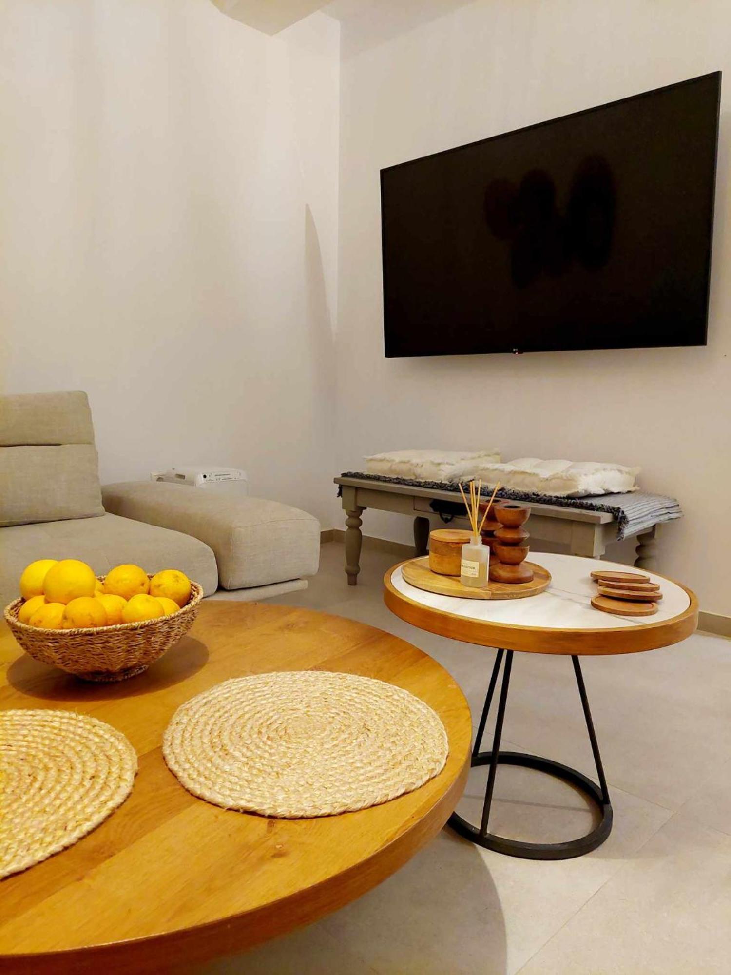 Maya Apartments, Modern And Convenient Apartments With Private Parking Skiáthos Eksteriør bilde
