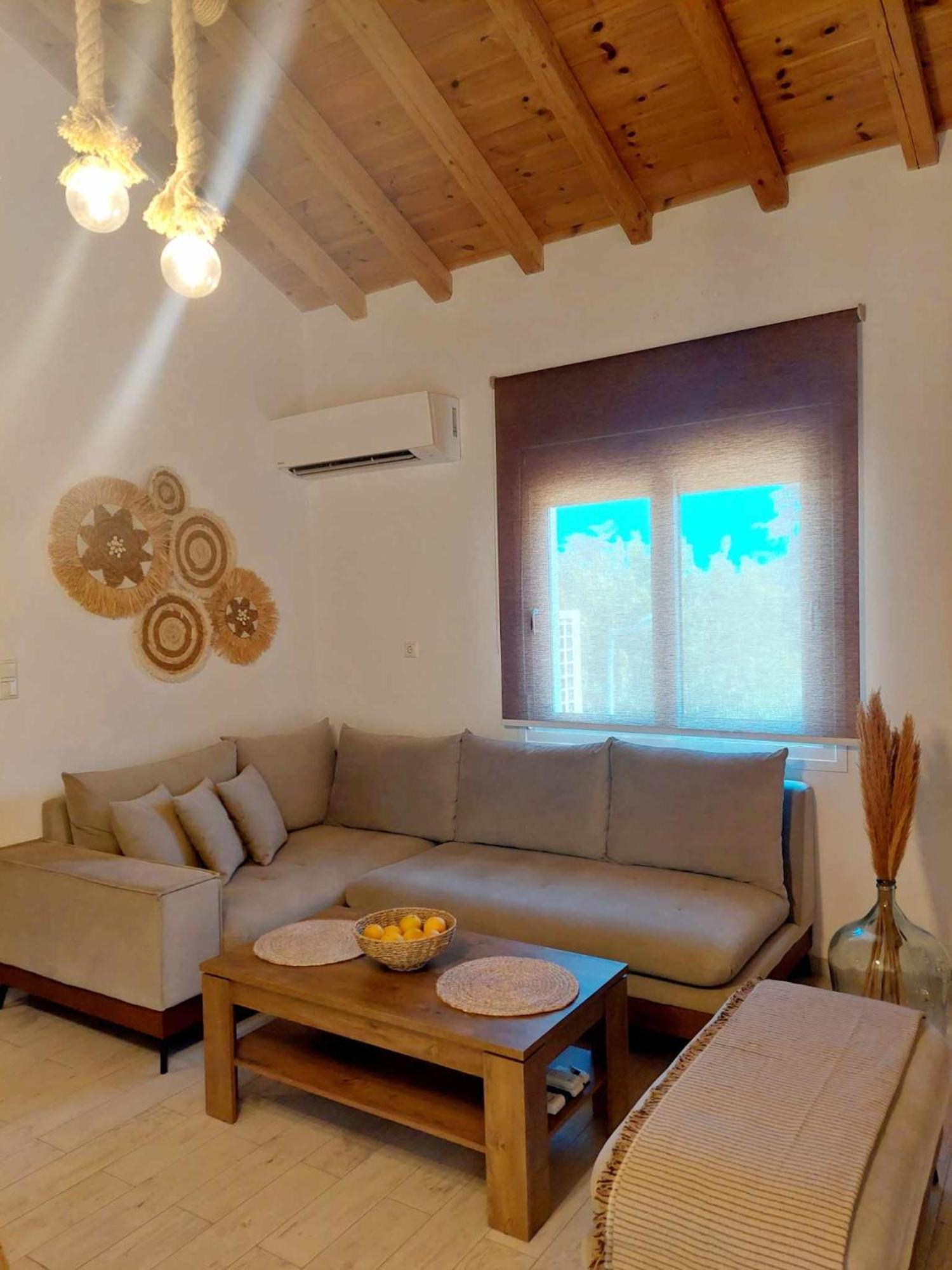 Maya Apartments, Modern And Convenient Apartments With Private Parking Skiáthos Eksteriør bilde