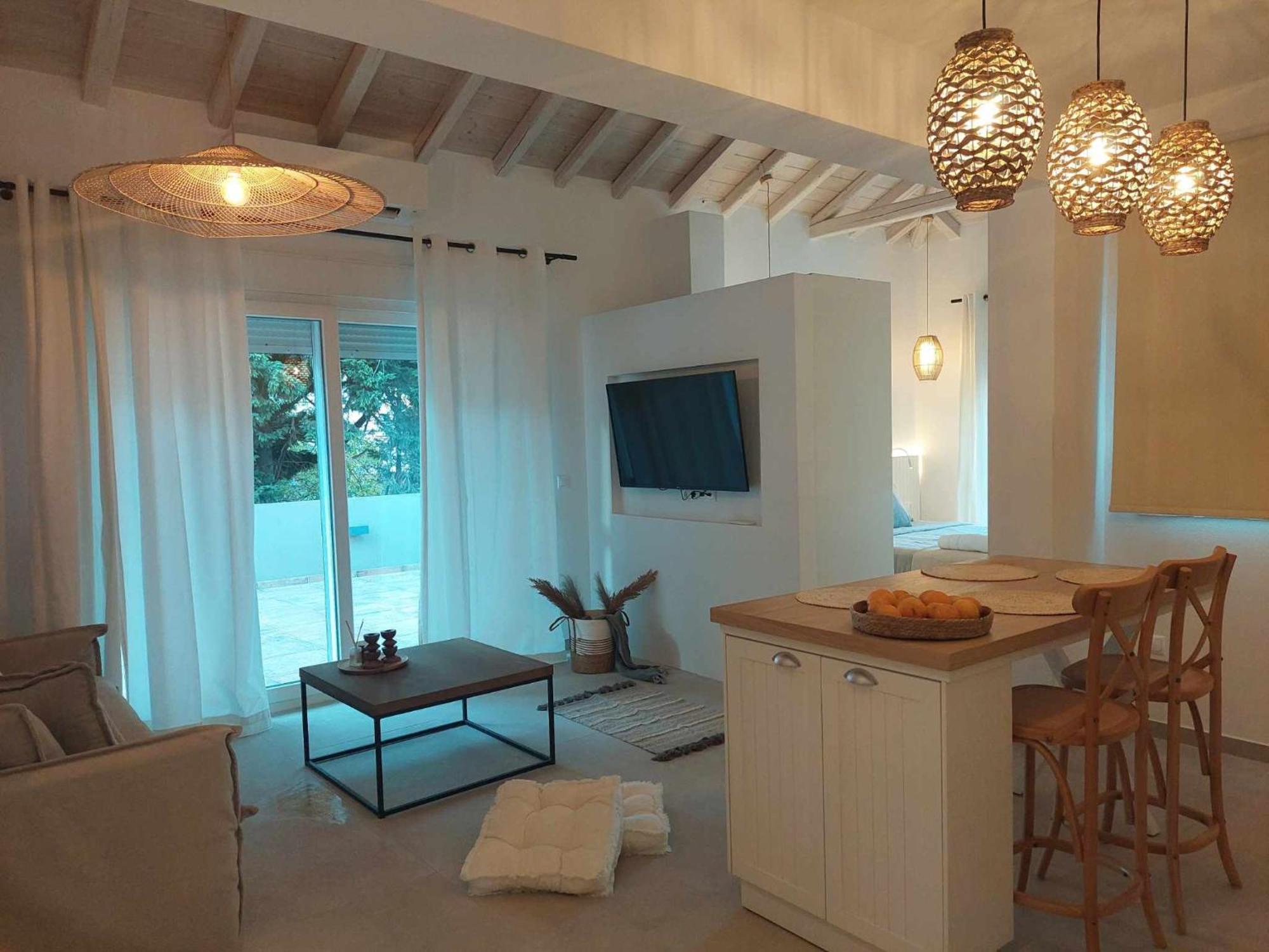 Maya Apartments, Modern And Convenient Apartments With Private Parking Skiáthos Eksteriør bilde