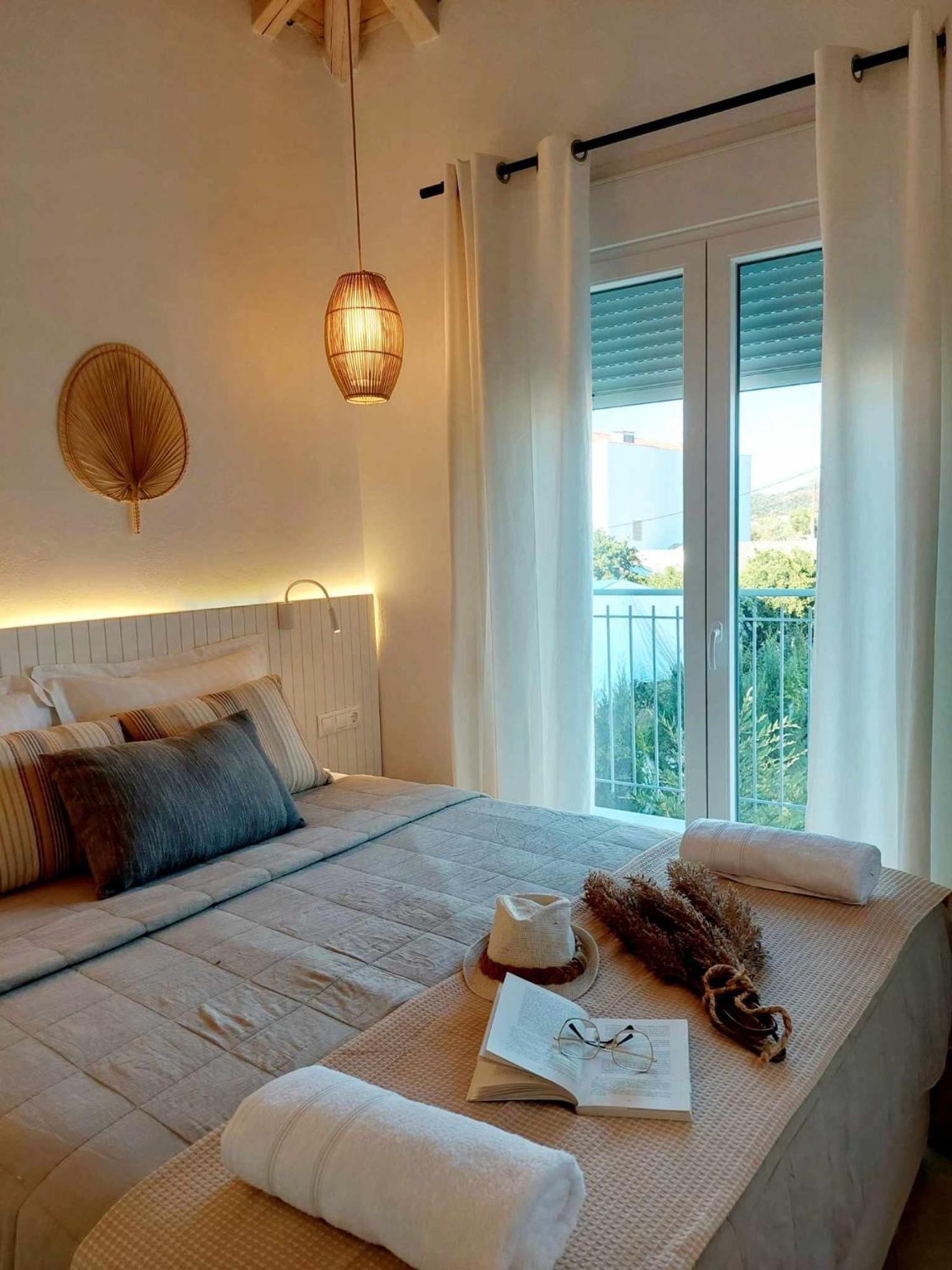 Maya Apartments, Modern And Convenient Apartments With Private Parking Skiáthos Eksteriør bilde